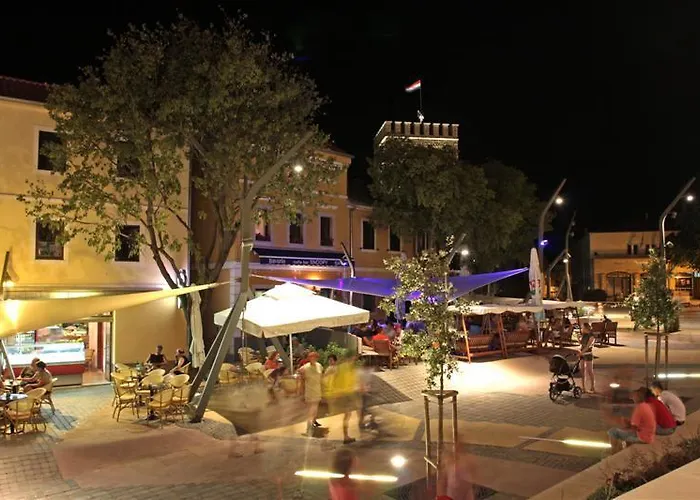 Kamen Apartamento Novi Vinodolski